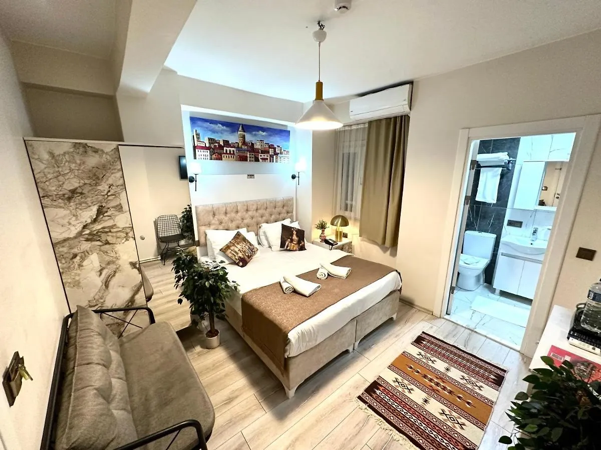 **  Galapera Hotel Istanbul Turkey