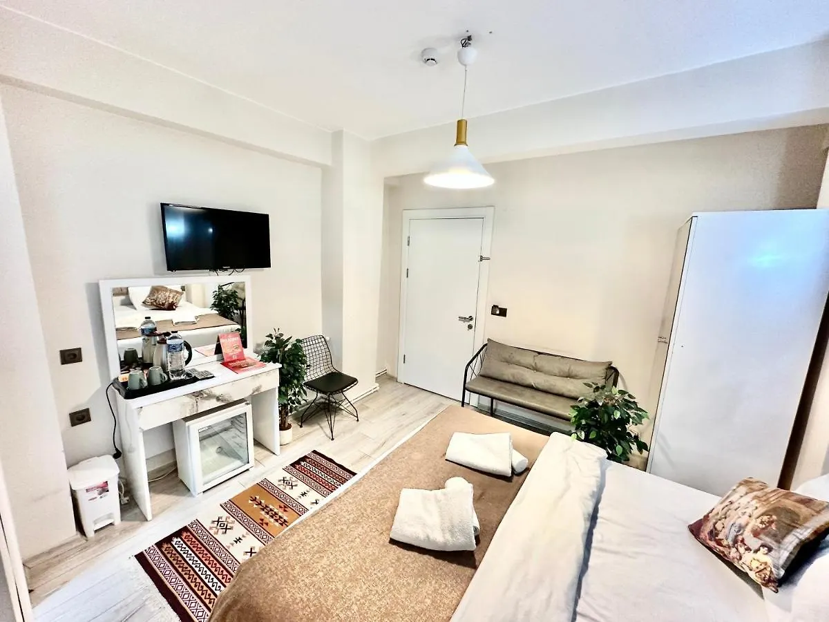 **  Galapera Hotel Istanbul Turkey